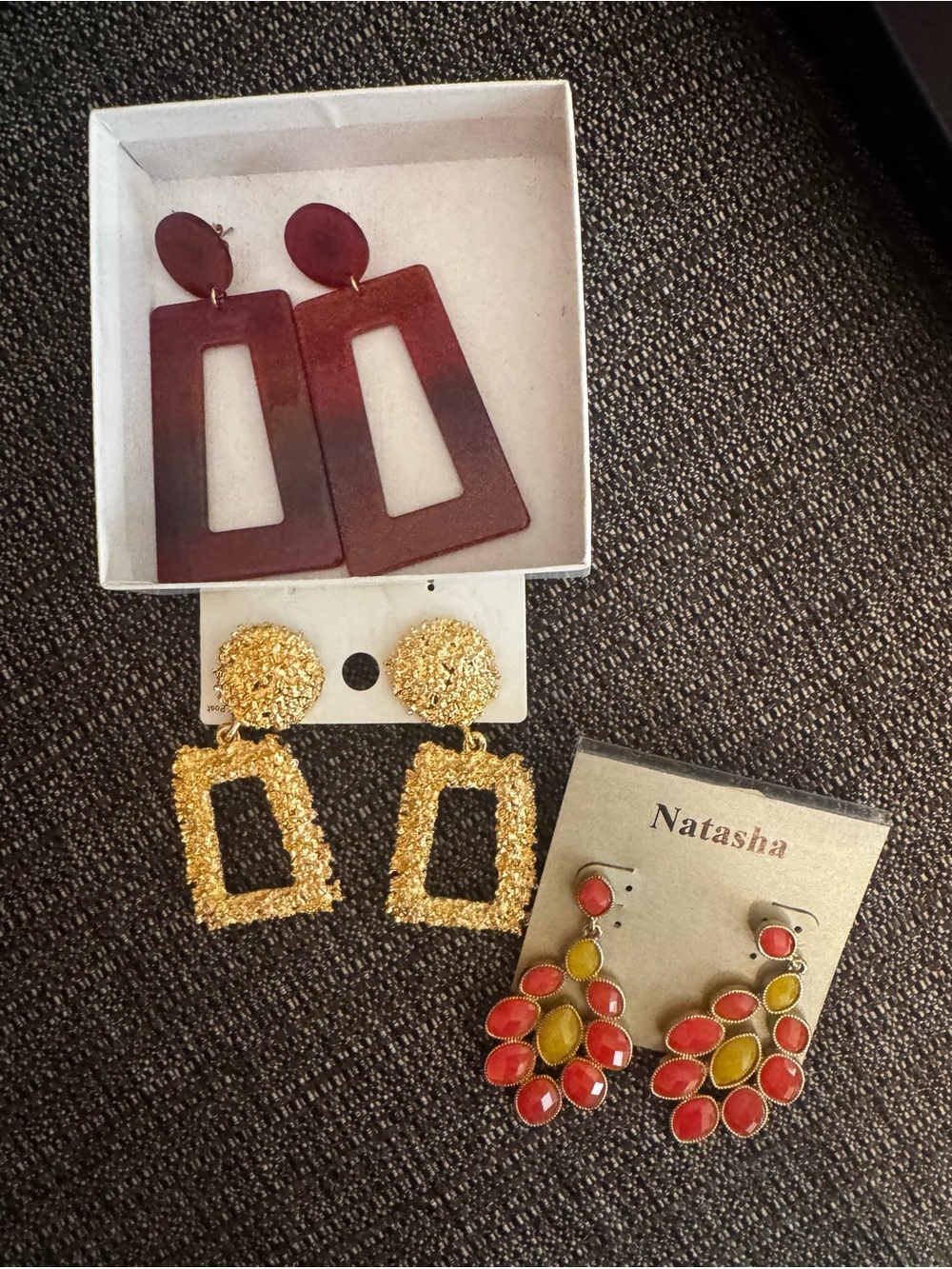 Set of 3 pairs of earrings - NEW